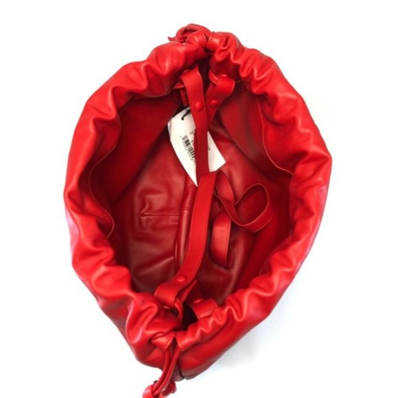 BOTTEGA VENETTA Bulb Medium Pouch Knot Red Calfskin Leather Clutch - Picture 8 of 12